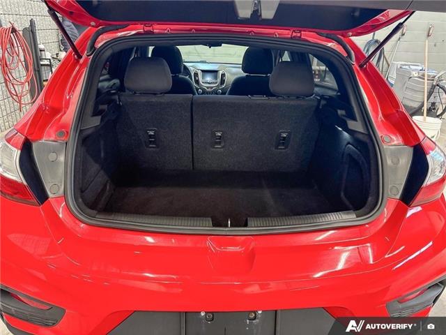 2017 Chevrolet Cruze Hatch LT Auto (Stk: 164842) in London - Image 12 of 26
