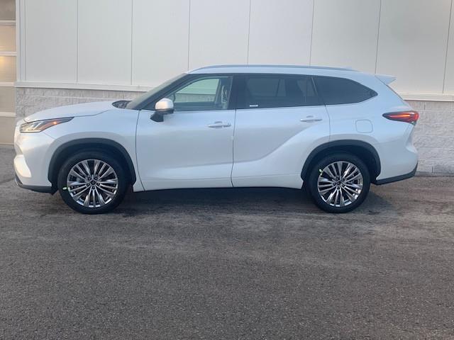 2026 Toyota Highlander Limited (Stk: TC040) in Cobourg - Image 4 of 7