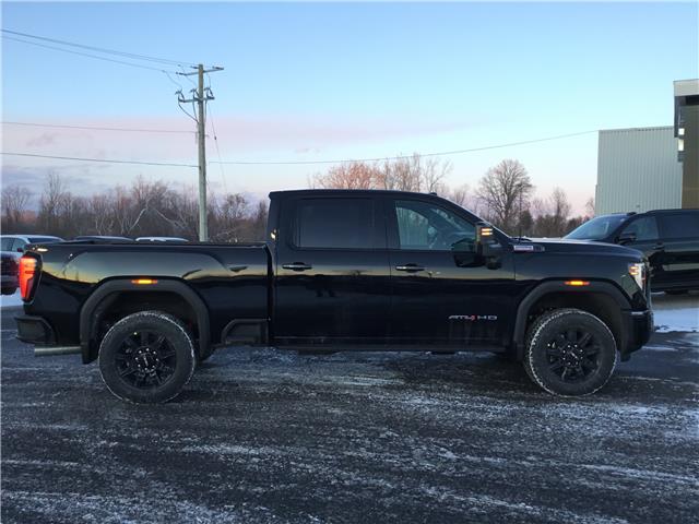 2026 GMC Sierra 2500HD AT4 (Stk: 26272) in Cornwall - Image 13 of 15