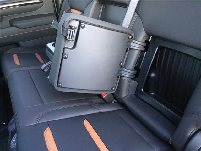 2026 GMC Sierra 2500HD AT4 (Stk: 26272) in Cornwall - Image 8 of 15