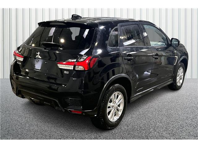 2024 Mitsubishi RVR SE (Stk: 25X8817A) in Cranbrook - Image 2 of 28