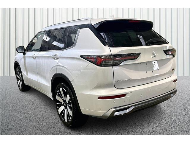 2026 Mitsubishi Outlander GT (Stk: 26T3128) in Cranbrook - Image 3 of 12
