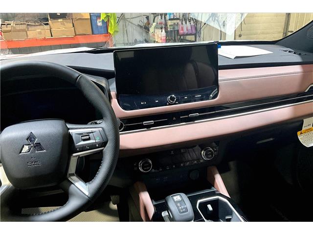 2026 Mitsubishi Outlander GT (Stk: 26T3128) in Cranbrook - Image 7 of 12