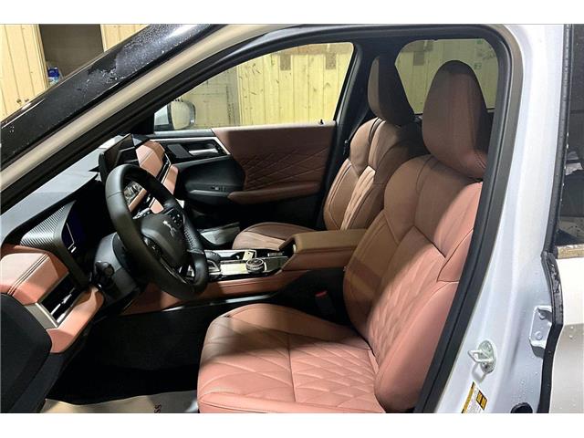 2026 Mitsubishi Outlander GT (Stk: 26T3128) in Cranbrook - Image 9 of 12