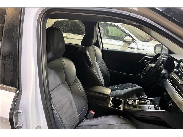 2024 Mitsubishi Outlander Plug-In Hybrid LE (Stk: 25P4194A) in Cranbrook - Image 7 of 29