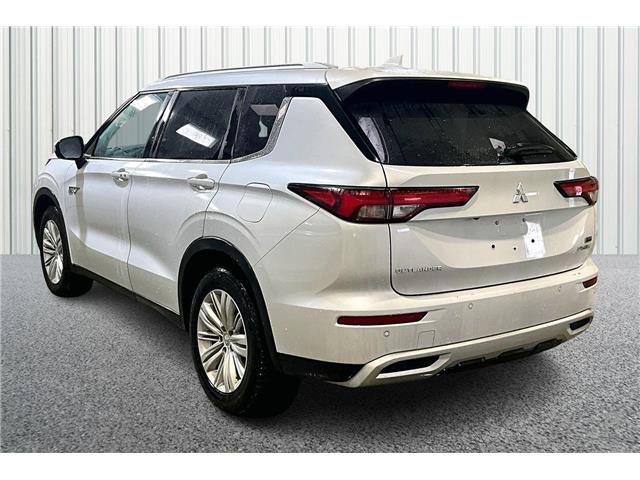 2024 Mitsubishi Outlander Plug-In Hybrid LE (Stk: 25P4194A) in Cranbrook - Image 10 of 29