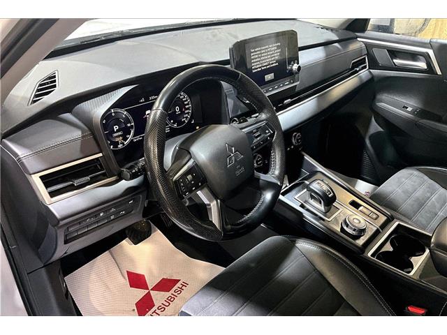 2024 Mitsubishi Outlander Plug-In Hybrid LE (Stk: 25P4194A) in Cranbrook - Image 11 of 29
