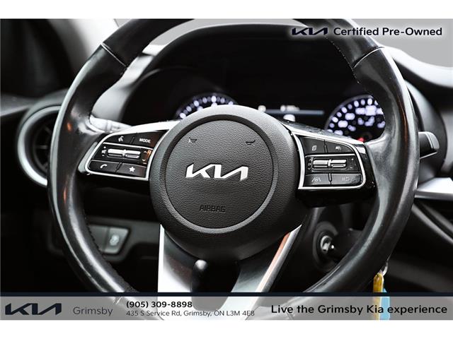 2022 Kia Forte EX |  LOW KM | HEATED STEERING | CLEAN CAR FAX | (Stk: U3213) in Grimsby - Image 9 of 17