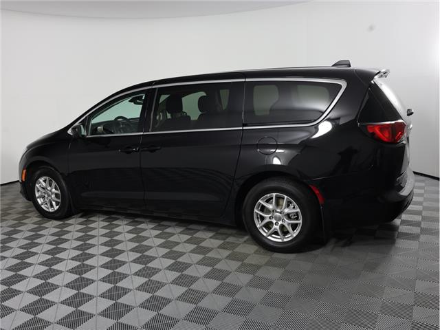 2024 Chrysler Grand Caravan SXT (Stk: L639) in Calgary - Image 9 of 20