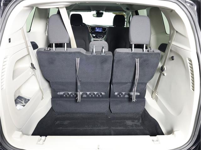 2024 Chrysler Grand Caravan SXT (Stk: L639) in Calgary - Image 11 of 20