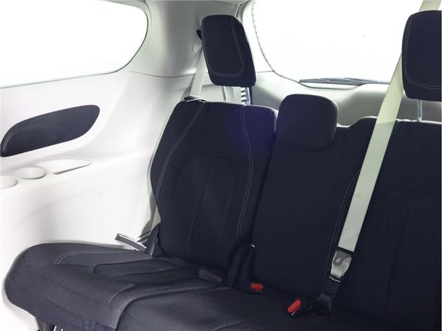 2024 Chrysler Grand Caravan SXT (Stk: L639) in Calgary - Image 12 of 20