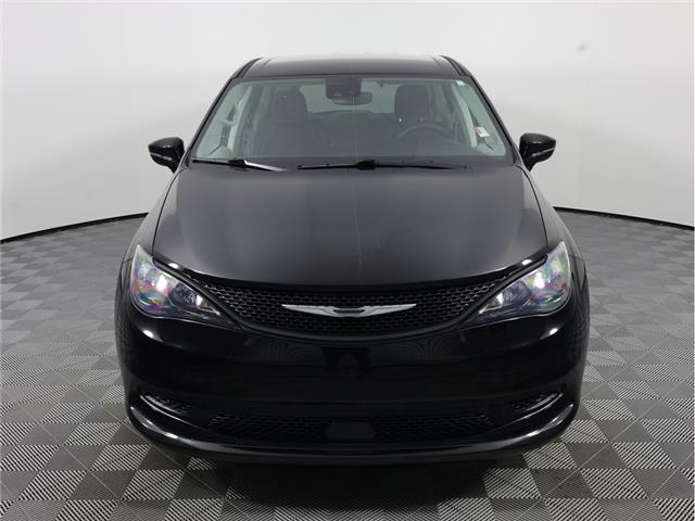 2024 Chrysler Grand Caravan SXT (Stk: L638) in Calgary - Image 2 of 21