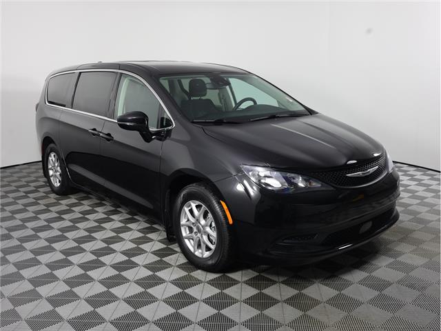 2024 Chrysler Grand Caravan SXT (Stk: L638) in Calgary - Image 3 of 21