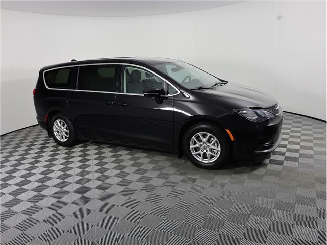 2024 Chrysler Grand Caravan SXT (Stk: L638) in Calgary - Image 5 of 21