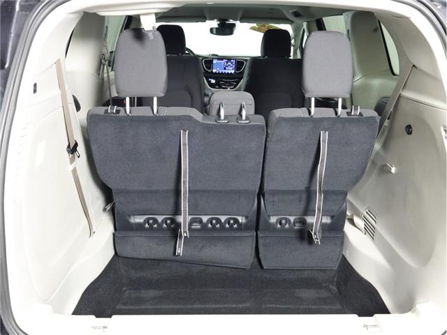 2024 Chrysler Grand Caravan SXT (Stk: L638) in Calgary - Image 11 of 21