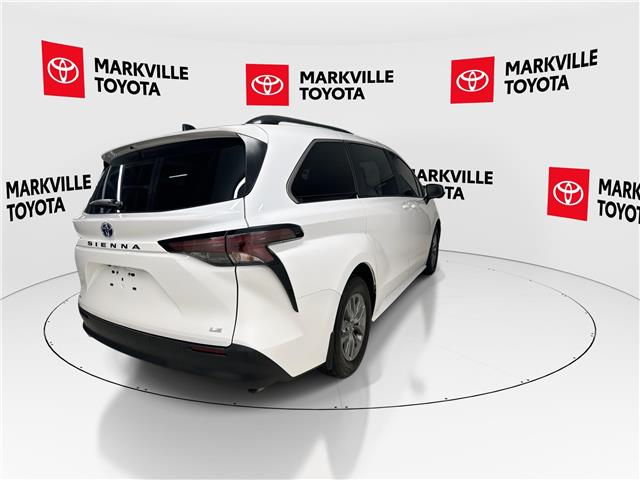 2025 Toyota Sienna LE 8-Passenger (Stk: 11U4320) in Markham - Image 10 of 32