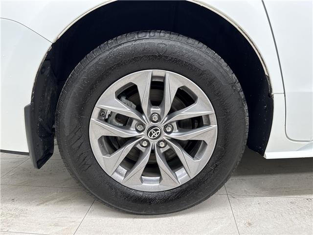 2025 Toyota Sienna LE 8-Passenger (Stk: 11U4320) in Markham - Image 14 of 32