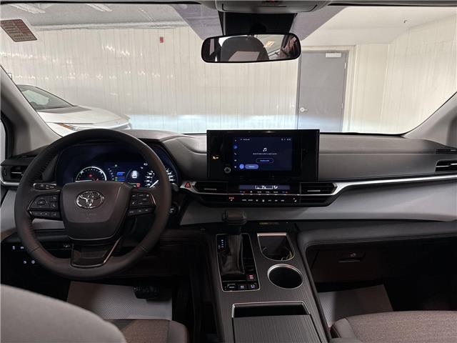 2025 Toyota Sienna LE 8-Passenger (Stk: 11U4320) in Markham - Image 28 of 32