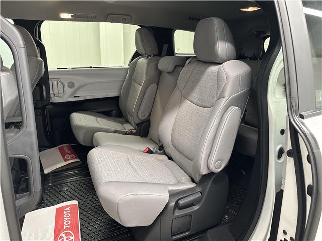 2025 Toyota Sienna LE 8-Passenger (Stk: 11U4320) in Markham - Image 29 of 32
