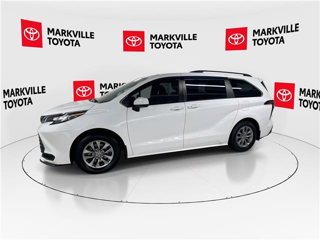 2022 Toyota Sienna LE 8-Passenger (Stk: 11105630A) in Markham - Image 5 of 31