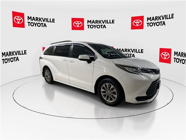 2022 Toyota Sienna LE 8-Passenger (Stk: 11105630A) in Markham - Image 13 of 31