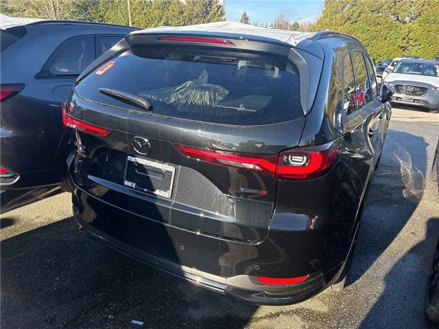 2026 Mazda CX-90 MHEV GT-P (Stk: 372134) in Surrey - Image 3 of 5