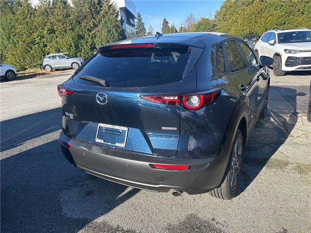 2026 Mazda CX-30 GT (Stk: 124860) in Surrey - Image 3 of 5