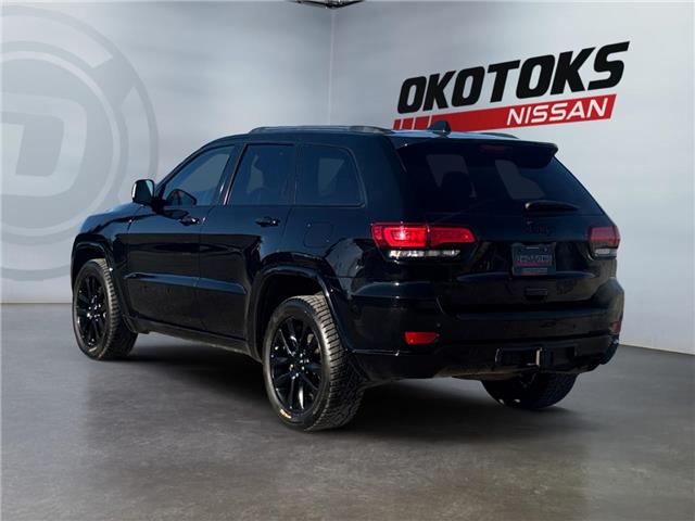 2021 Jeep Grand Cherokee Laredo (Stk: 20440) in Okotoks - Image 3 of 16 2021 Jeep Grand Cherokee Laredo (Stk: 20440) in Okotoks - Image 3 of 16