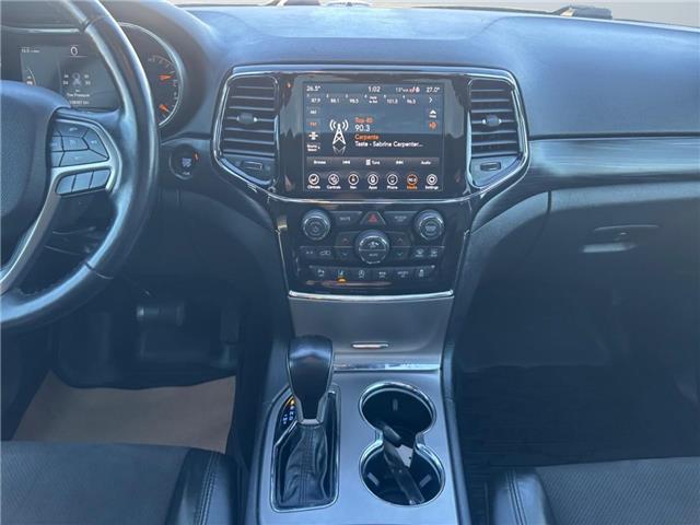 2021 Jeep Grand Cherokee Laredo (Stk: 20440) in Okotoks - Image 11 of 16 2021 Jeep Grand Cherokee Laredo (Stk: 20440) in Okotoks - Image 11 of 16