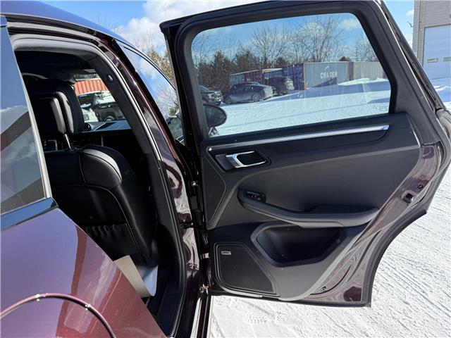 2023 Porsche Macan T (Stk: 16114) in Newmarket - Image 38 of 50