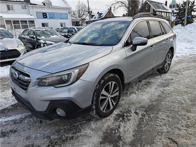 2018 Subaru Outback 3.6R Limited in Ottawa - Image 3 of 15