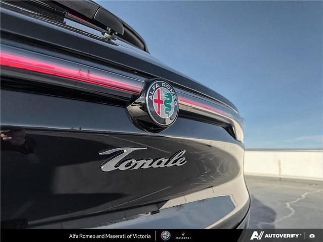2024 Alfa Romeo Tonale PHEV Veloce (Stk: 237550) in Victoria - Image 9 of 25