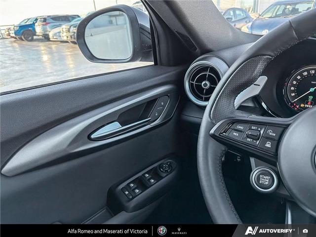 2024 Alfa Romeo Tonale PHEV Veloce (Stk: 237550) in Victoria - Image 17 of 25