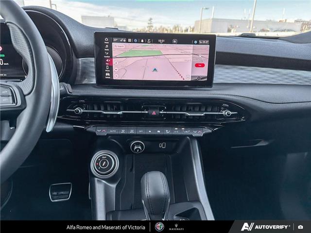 2024 Alfa Romeo Tonale PHEV Veloce (Stk: 237550) in Victoria - Image 19 of 25