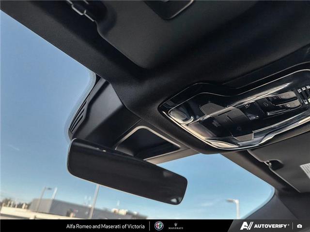 2024 Alfa Romeo Tonale PHEV Veloce (Stk: 237550) in Victoria - Image 21 of 25