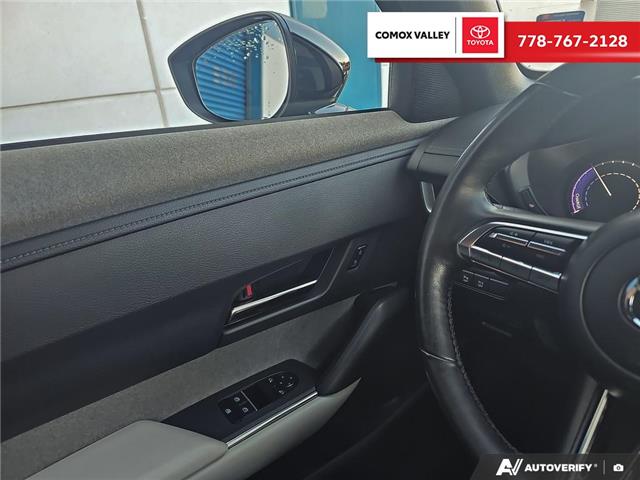2022 Mazda MX-30 EV  (Stk: ST105091A) in Courtenay - Image 17 of 25