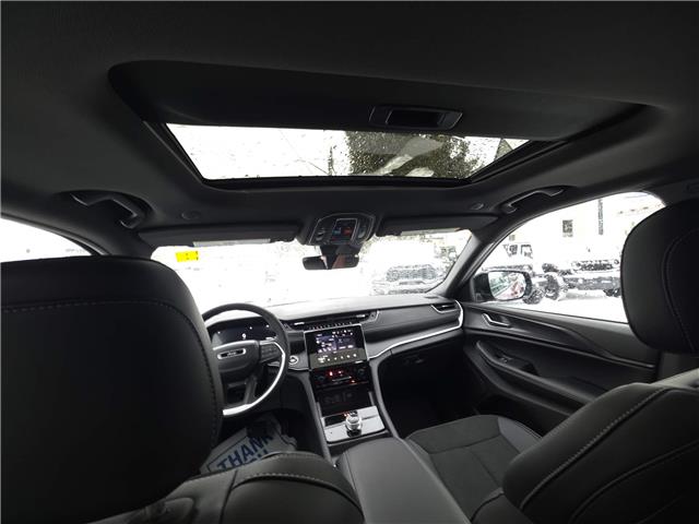 2025 Jeep Grand Cherokee Laredo (Stk: 25069) in New Hamburg - Image 14 of 20