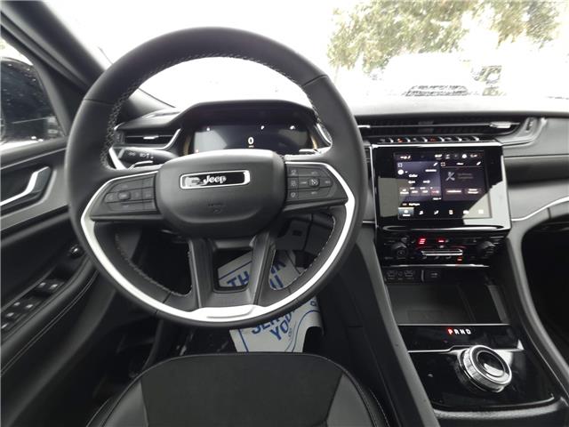 2025 Jeep Grand Cherokee Laredo (Stk: 25069) in New Hamburg - Image 15 of 20