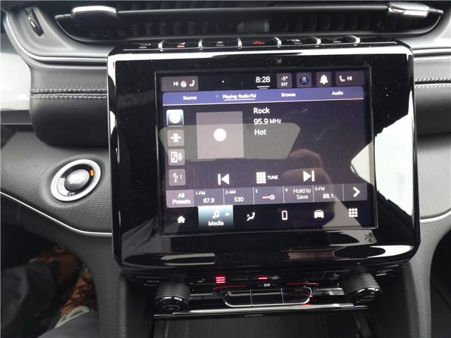 2025 Jeep Grand Cherokee Laredo (Stk: 25069) in New Hamburg - Image 20 of 20