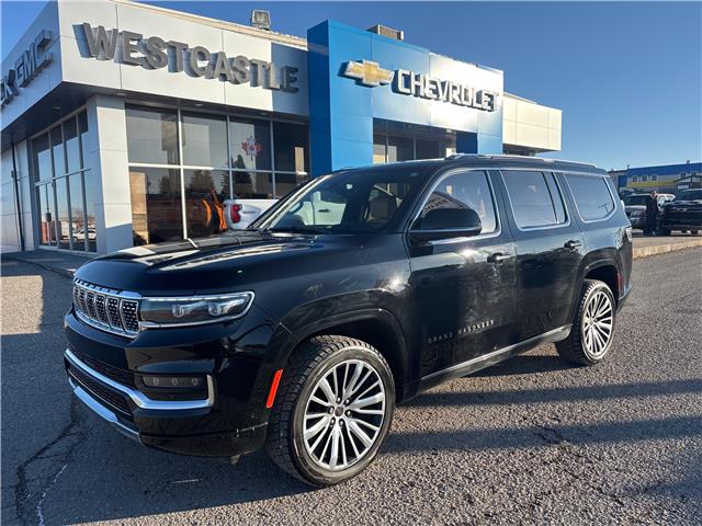 2022 Jeep Grand Wagoneer Series III (Stk: 25SB5780A) in Pincher Creek - Image 1 of 16