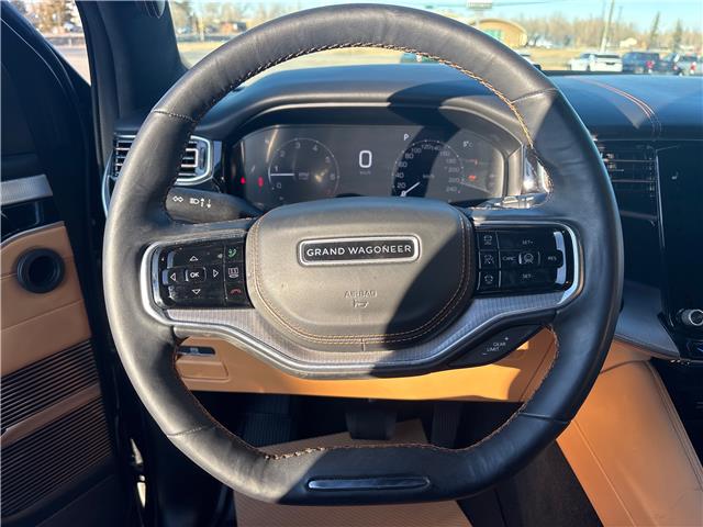 2022 Jeep Grand Wagoneer Series III (Stk: 25SB5780A) in Pincher Creek - Image 15 of 16