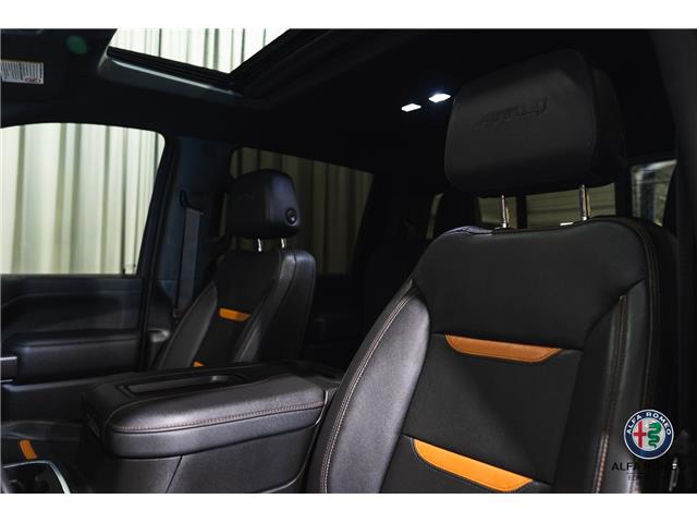 2022 GMC Sierra 3500HD AT4 (Stk: T26128A) in Edmonton - Image 11 of 24