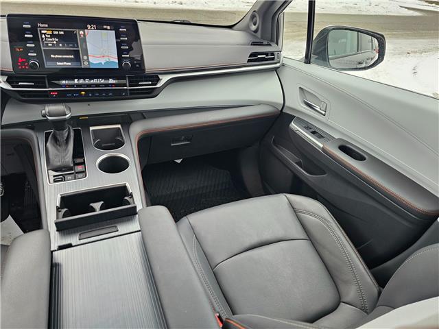 2021 Toyota Sienna XSE 7-Passenger (Stk: 26104A) in Bowmanville - Image 18 of 31