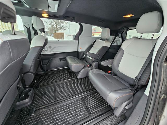 2021 Toyota Sienna XSE 7-Passenger (Stk: 26104A) in Bowmanville - Image 19 of 31