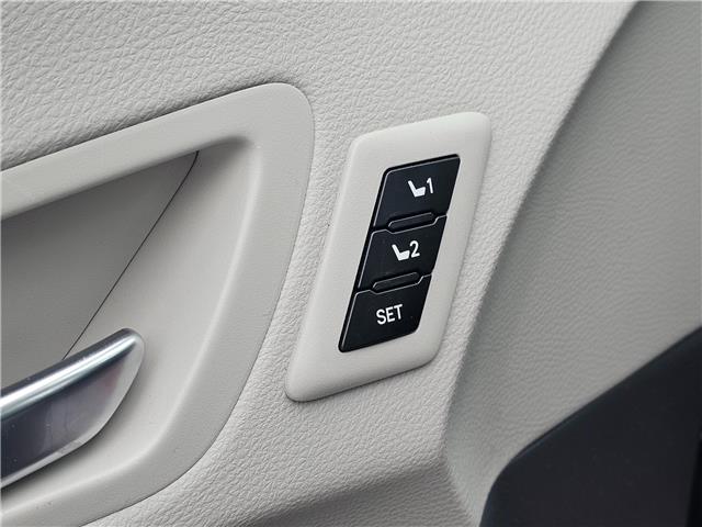 2024 Toyota Sienna Limited 7-Passenger (Stk: P3765) in Bowmanville - Image 12 of 33