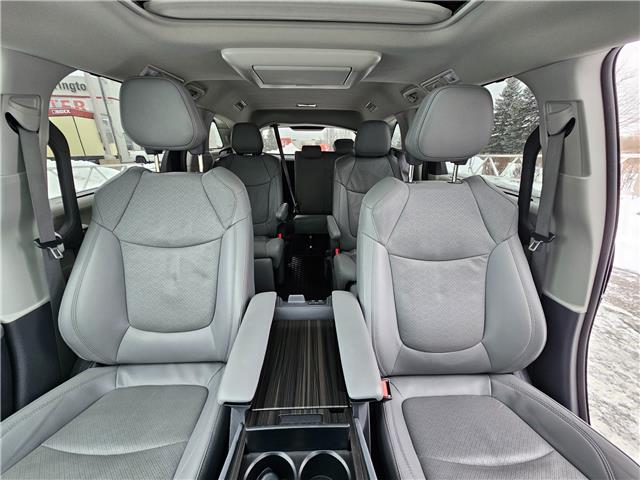 2024 Toyota Sienna Limited 7-Passenger (Stk: P3765) in Bowmanville - Image 16 of 33