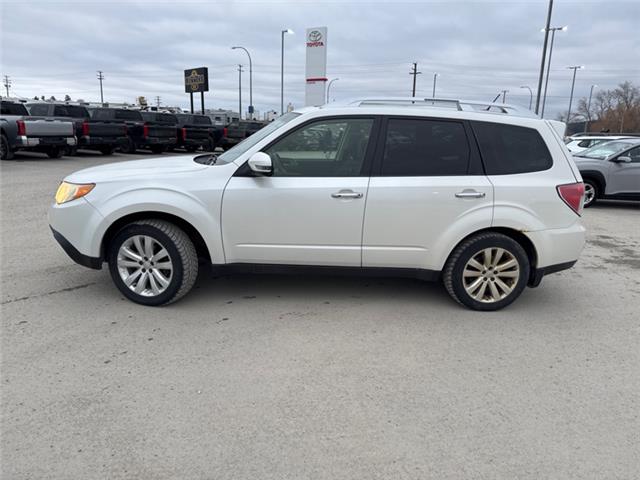 2012 Subaru Forester  (Stk: T045345A) in Cranbrook - Image 2 of 18