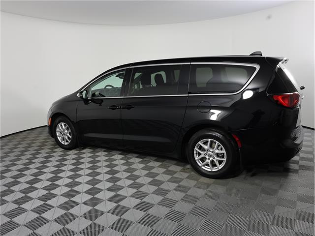 2024 Chrysler Grand Caravan SXT (Stk: L638) in Calgary - Image 9 of 21