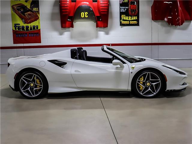 2022 Ferrari F8 Spider Base (Stk: U5274) in Vaughan - Image 4 of 27