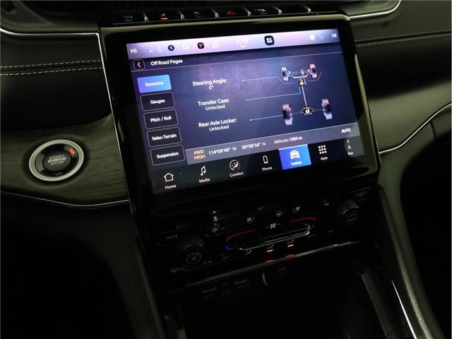 2025 Jeep Grand Cherokee L Overland (Stk: 25J265) in Calgary - Image 17 of 21